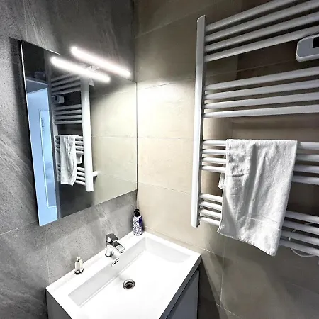 La Tour Des Cepages 4 Personnes Au Coeur Des Vignes *